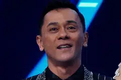 Iskandar Ismail (Eiss) bergenangan air mata gembira dan bersyukur di atas peluang dan kesempatan yang diberi untuk bertanding dan menjuarai Gegar Vaganza 12 (GV12).
