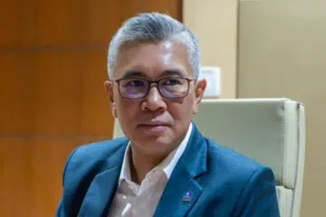 Menteri Pelaburan, Perdagangan dan Industri Malaysia, Tengku Datuk Seri Zafrul Abdul Aziz.