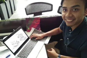 BURU PHD: Encik Hadi telah pun mula jalankan kajian mengenai diaspora masyarakat perantau Bawean dari perspektif seni bina. - Foto BH oleh SAINI SALLEH