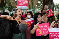 Makanan percuma, tentera, polis