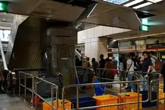 stesen MRT Raffles Place, air bocor dari siling, NSL