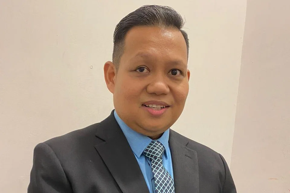 Penganalisis politik dari Universiti Teknologi Mara (UiTM) merangkap Felow Penyelidik Ilham Centre, Encik Mujibu Abdul Muis.