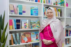 Maria Mahat, penulis novel dan buku kanak-kanak Singapura.