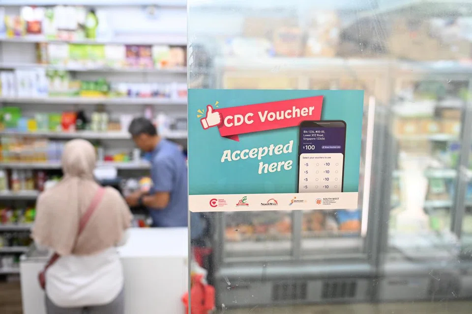 Baucar Majlis Pembangunan Masyarakat (CDC) boleh digunakan di pasar raya yang mengambil bahagian dan separuh lagi boleh digunakan di gerai penjaja dan peniaga di estet perumahan.