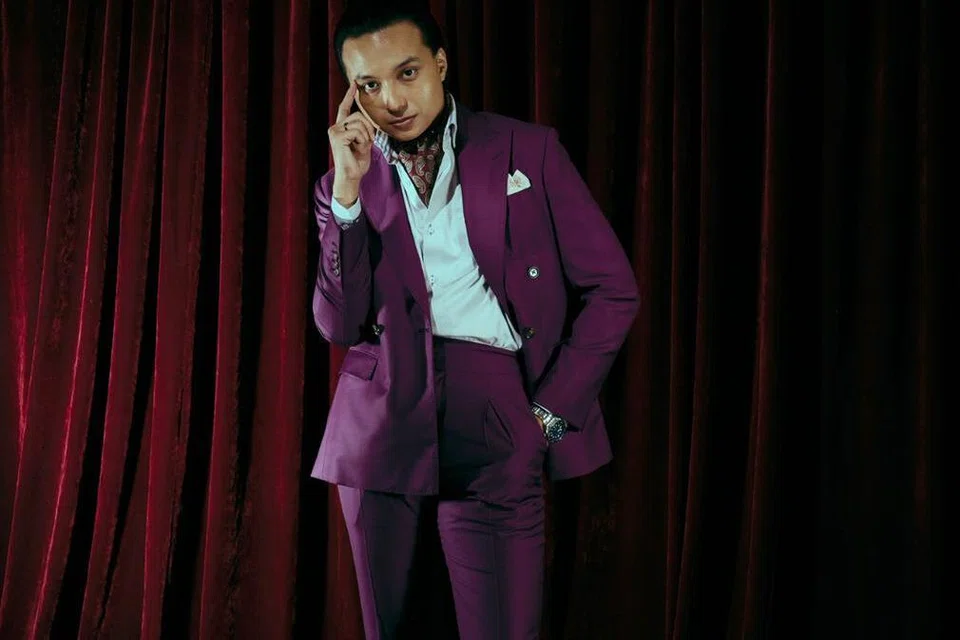 ekonomi, DeepCuts, kedai gunting rambut dan buat sut