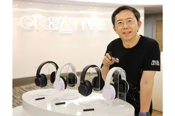 ENCIK SIM WONG HOO: Mengasaskan perniagaan tempatan itu pada tahun 1981, dan telah menerajui syarikatnya sejak penubuhan. - Foto fail