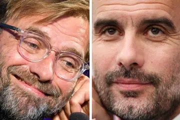 PERTEMUAN DUA AHLI STRATEGI: Meskipun tewas 3-0 di tangan Liverpool di Anfield dalam perlawanan pertama peringkat suku-akhir Liga Juara-Juara Eropah dan kemudiannya kecundang 2-3 kepada Manchester United, pengurus Manchester City, Pep Guardiola (kanan) masih berharap pasukannya dapat mengatasi Liverpool pimpinan Juergen Klopp (kiri) dalam perlawanan kedua di padang sendiri nanti. - Foto AFP