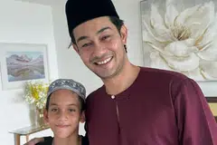 Farid Kamil berkata beliau tidak menghadapi masalah untuk berjumpa anak-anaknya, hasil perkahwinannya bersama Diana Danielle, Muhammad, 12 tahun (kiri), dan Nur Aurora, 10 tahun.