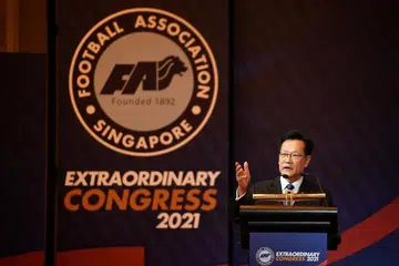 KEKAL PIMPIN FAS: Peguam Lim Kia Tong dilantik sebagai Presiden Persatuan Bola Sepak Singapura (FAS) bagi empat tahun selanjutnya buat dua tempoh berturut-turut. - Foto BH oleh CHONG JUN LIANG