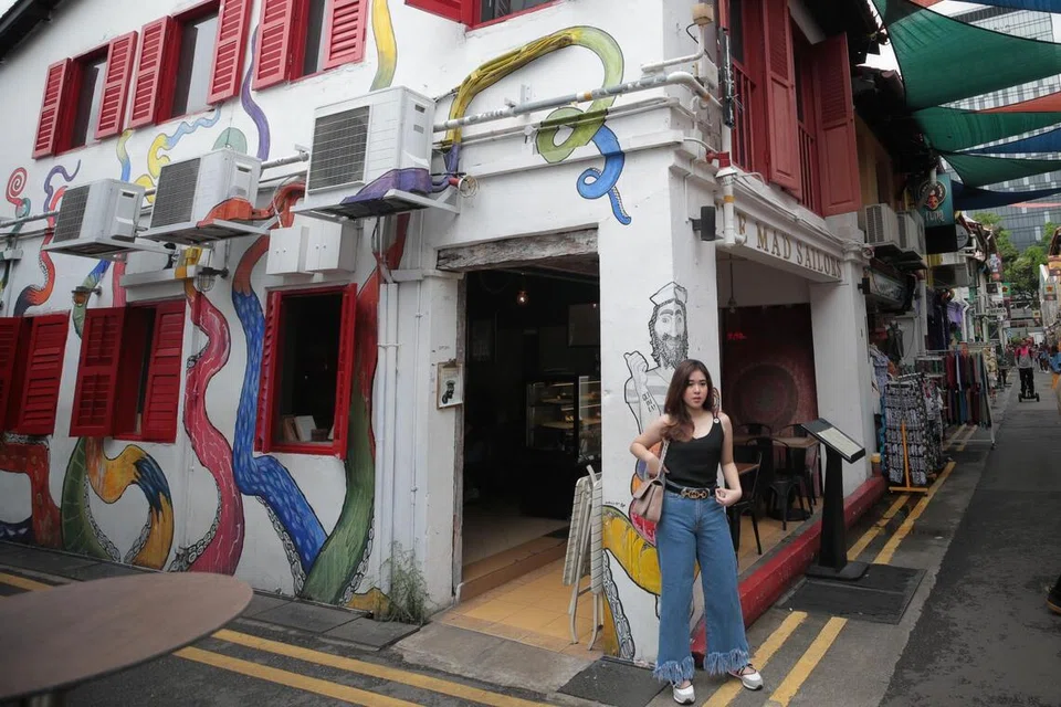 Cawangan pertama The Mad Sailors di Haji Lane yang dibuka 10 tahun yang lalu.
