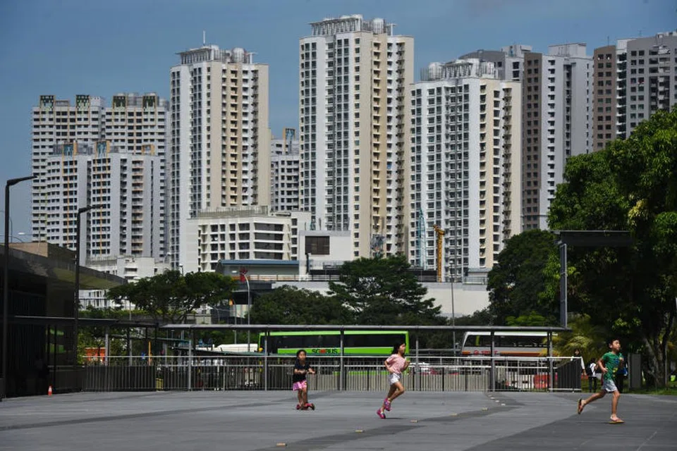 KEKAL MAMPU DIMILIK: Syarat jualan semula bagi model Plus baru adalah untuk mengawal permintaan dan memastikan rumah HDB di lokasi sedemikian masih mampu dimilik.  