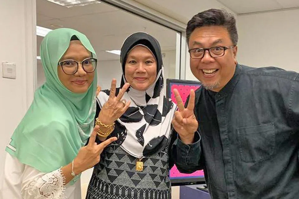 PELAKON cilik dalam filem Bujang Lapok, Sri Rahayu Sudarmaji (Ayu 20 Sen) berkunjung ke bilik berita Berita Harian/Berita Minggu baru-baru ini.. - Foto BM oleh SITI AISYAH NORDIN