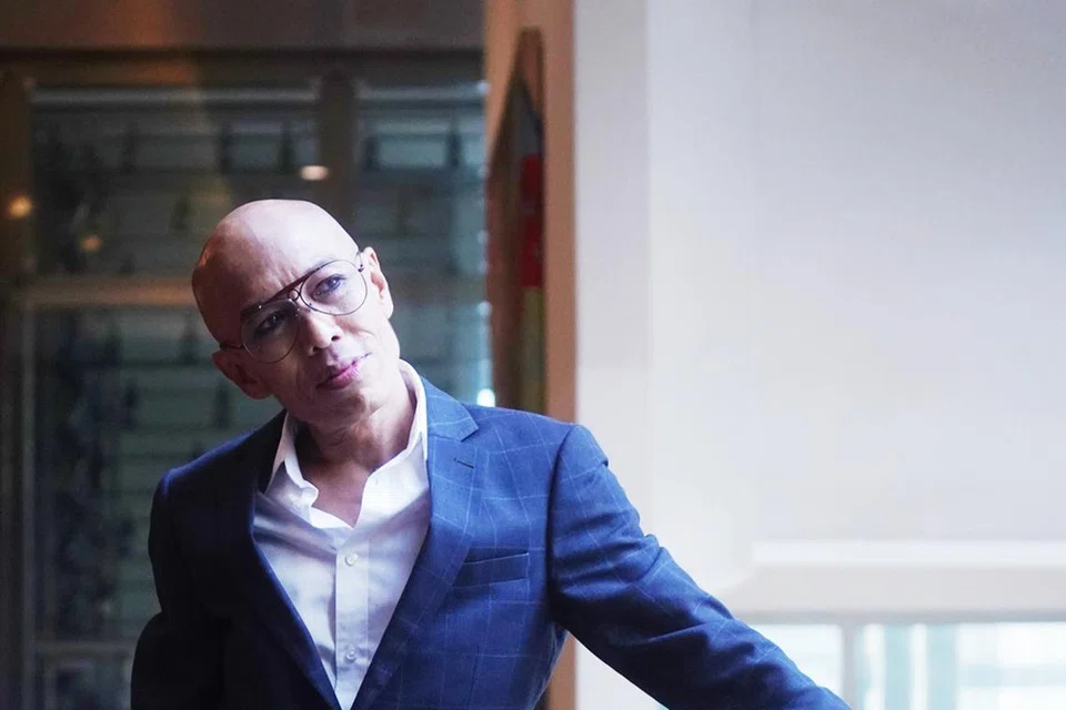 Maman Teacher’s Pet merupakan penggubah lagu ‘Balada Tengkujuh’, yang bukan sahaja menyentuh tentang kesuraman musim tengkujuh tetapi turut membentangkan perasaan dan kerinduan seseorang terhadap perkara yang diinginkan.