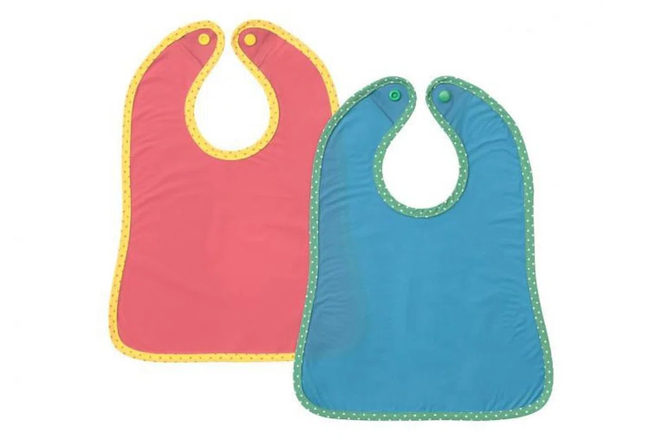 Ikea menggesa pelanggannya mengembalikan lapik dada Matvra merah atau biru, mereka akan diberi pampasan penuh atau boleh menukarkannya dengan produk seakan. Ini boleh dilakukan tanpa resit. - Foto IKEA 