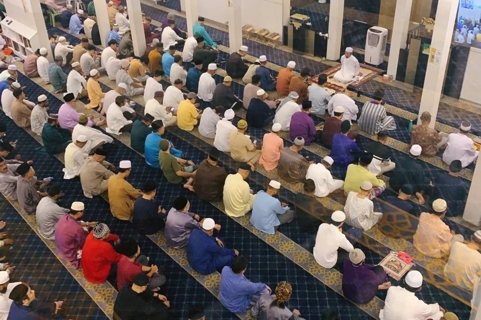 Masjid Ar-Raudhah mengundang seluruh masyarakat Islam untuk bersama-sama menunaikan ibadah Ramadan dengan hati tenang dan penuh rahmat.