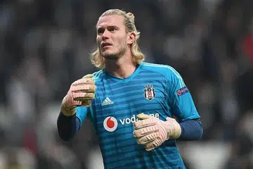 PELUANG TULIS SEMULA KISAH KERJAYA: Loris Karius menyertai Newcastle pada September lalu tetapi masih belum bermain bagi Magpies. - Foto AFP