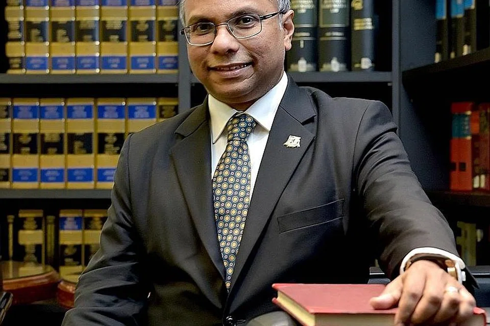Presiden Persatuan Undang-Undang, Encik Gregory Vijayendran 