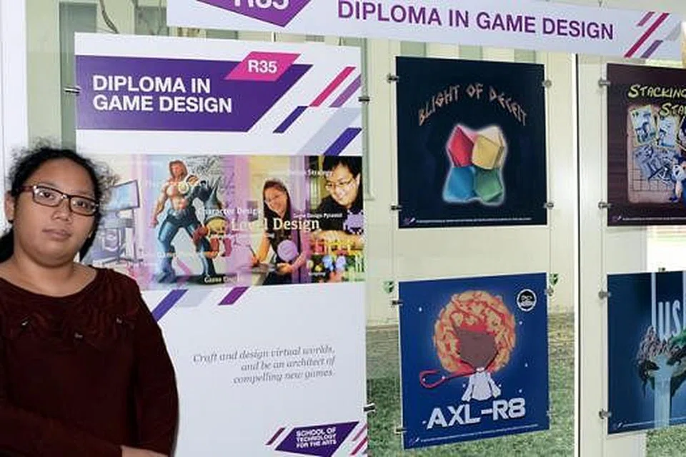 PERKASA DIRI: Pelajar Politeknik Republic, Cik Sulaiha, adalah bakat kreatif dalam bidang rekaan permainan yang mengatasi masalah Sindrom Asperger (sejenis autisme yang menjejas interaksi sosial) dengan memperkaya pengalaman mencipta permainan menarik yang menghiburkan. - Foto ZAINAL YAHYA