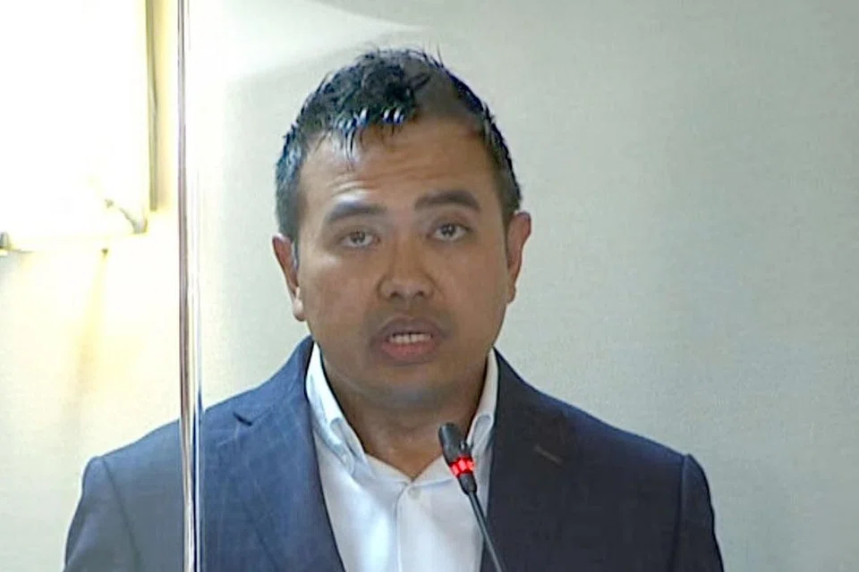 Encik Sharael Taha (GRC Pasir Ris-Punggol).