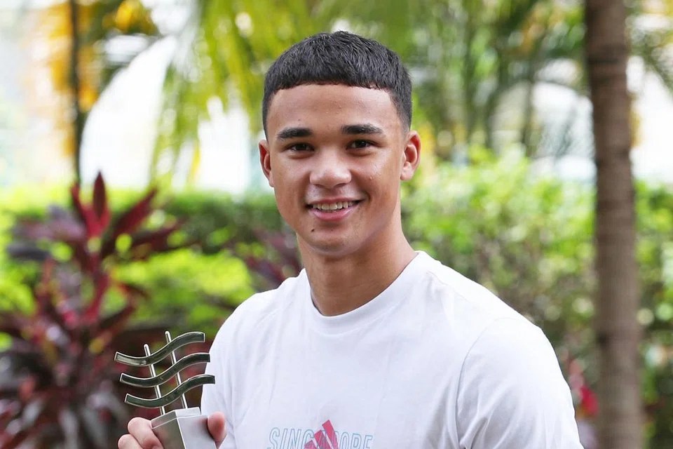 IKHSAN FANDI 