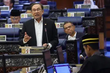 PRN Johor, Anwar Ibrahim, Singapura, PM Wong