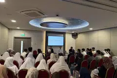 Sesi dialog bersama 60 belia daripada institusi pengajian tinggi yang berbeza diadakan baru-baru ini dan melibatkan Menteri Negara Kanan (Pertahanan merangkap Tenaga Manusia), Encik Zaqy Mohamad; Menteri Negara (Ehwal Dalam Negeri merangkap Pembangunan Negara), Profesor Madya Dr Muhammad Faishal Ibrahim; dan Menteri Negara (Penerangan dan Pembangunan Digital merangkap Kesihatan), Cik Rahayu Mahzam.