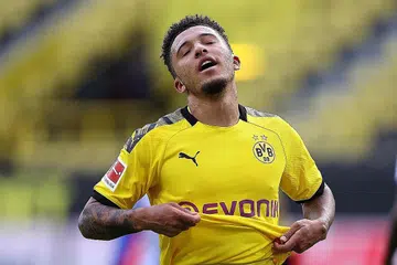 KENA TINDAKAN DISIPLIN: Jadon Sancho beraksi dalam kemenangan Borussia Dortmund 1-0 ke atas Hertha Berlin di stadium Signal Iduna Park pada Sabtu lalu. - Foto EPA-EFE