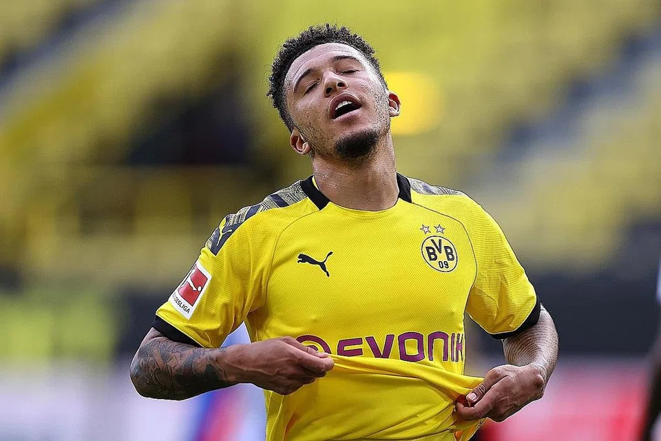 KENA TINDAKAN DISIPLIN: Jadon Sancho beraksi dalam kemenangan Borussia Dortmund 1-0 ke atas Hertha Berlin di stadium Signal Iduna Park pada Sabtu lalu. - Foto EPA-EFE