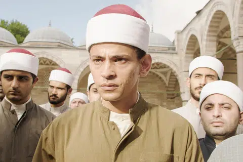 LAKONAN BERI KESAN: Tawfik Barhom yang membawa watak anak nelayan, Adam, yang dipaksa masuk dalam dunia risikan penuh muslihat sebagai ejen pemerintah menjadi nadi filem ‘The Boy From Heaven’.