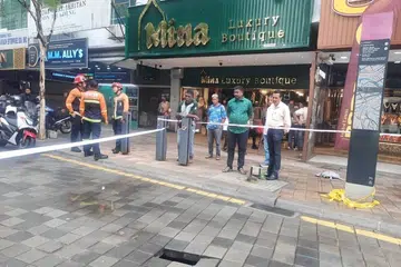 Tanah mendap, Masjid India, bimbang