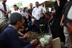 nahas kereta api bekasi