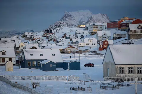 Trump, Greenland, ambil alih