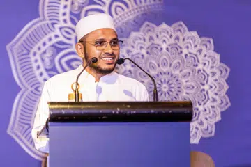 PERKUKUH SEKTOR AGAMA: Mufti Dr Nazirudin Mohd Nasir berkata pada masa ini sektor agama perlu terus diperkukuh termasuk cara mengekalkan bakat, meneruskan minat dalam pengajaran sedang bidang itu kurang diminati lulusan agama, mendorong para pendidik dan membangun sebuah pasukan pengajar di sebalik persaingan lebih sengit daripada sektor lain.