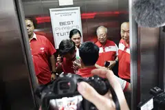  Sani Ismail, Sumarleki Amjah,  Stephanie Tan , Dr Tan Cheng Bock,  Jeffrey Khoo 