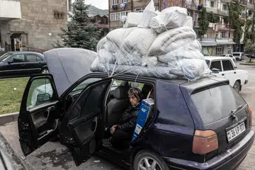 KONFLIK BERAKHIR: Hampir kesemua 120,000 penduduk Karabakh telah melarikan diri dan sekali gus mencetuskan krisis pelarian.