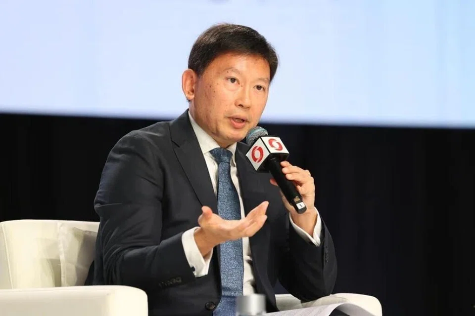 Chee Hong Tat, Singapura perlu terima risiko, pusat kekayaan, pejabat keluarga, ekonomi