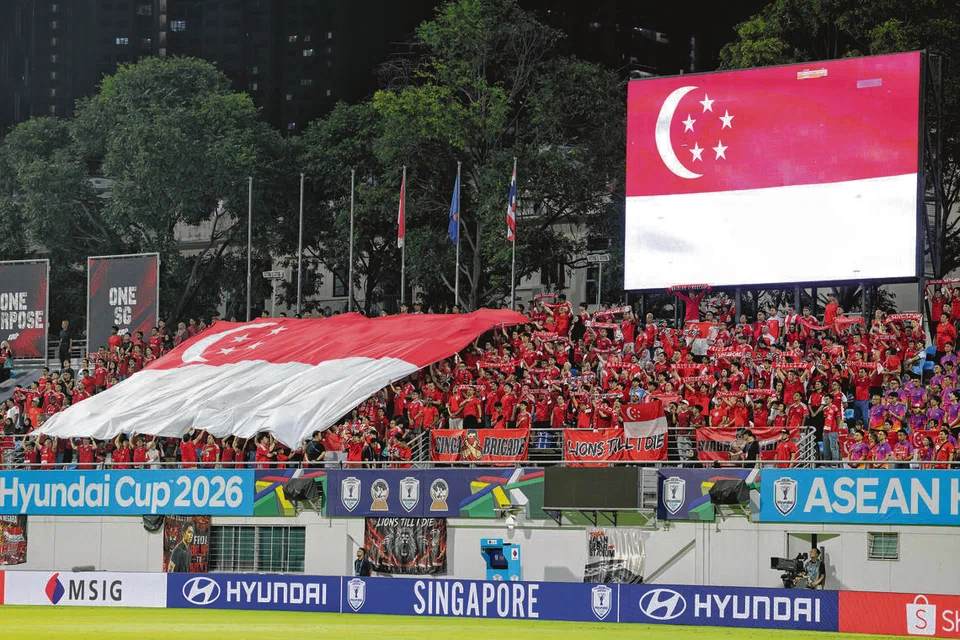 bola sepak, Singa, Stadium Jalan Besar, Forrest Li