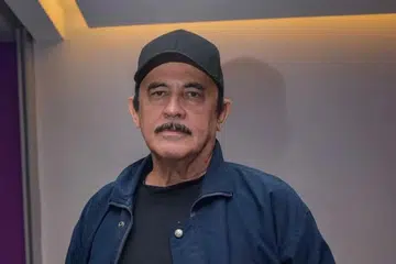 Datuk Yusof Haslam sedia bantu mangsa letupan Putra Heights dengan RM380,000 ($116,000) jika ‘Blood Brothers: Bara Naga’ capai kutipan RM60 juta.