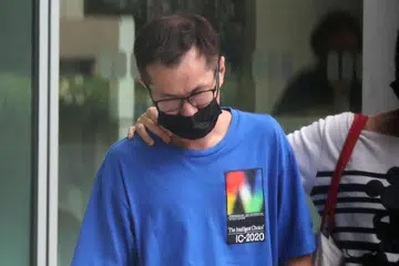 DIJEL: Calvin Ang Wei Sheng dijatuhkan hukuman jel empat minggu dan disuruh membayar penalti berjumlah $1,200. - Foto BH oleh KELVIN CHNG