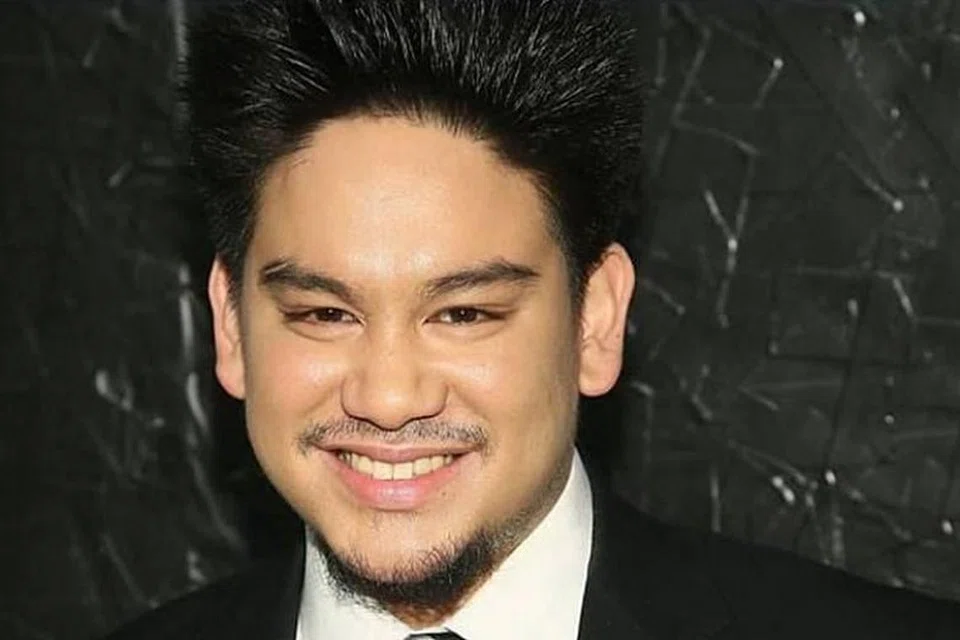 KEROSAKAN BEBERAPA ORGAN: Adik Putera Haji 'Abdul 'Azim, Putera 'Abdul Mateen menjelaskan dalam Instagram bahawa abangnya itu meninggal dunia kerana komplikasi kerosakan beberapa organ berpunca daripada penyakit autoimun di mana wujud radang pada tembok pembuluh darahnya. - Foto FACEBOOK PUTERA 'ABDUL 'AZIM