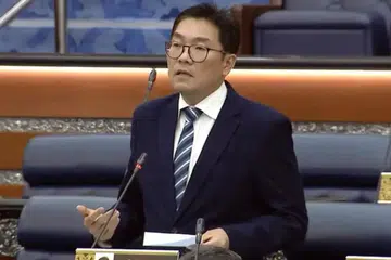 Ahli Parlimen Bayan Baru (Pulau Pinang), Encik Sim Tze Tzin. 