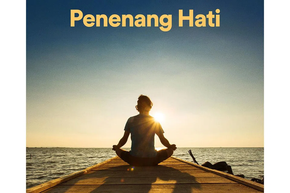 HIMPUNAN DOA DAN ZIKIR: Selain lagu kerohanian senarai lagu 'Penenang Hati' turut memuatkan doa dan zikir. - Foto SPOTIFY