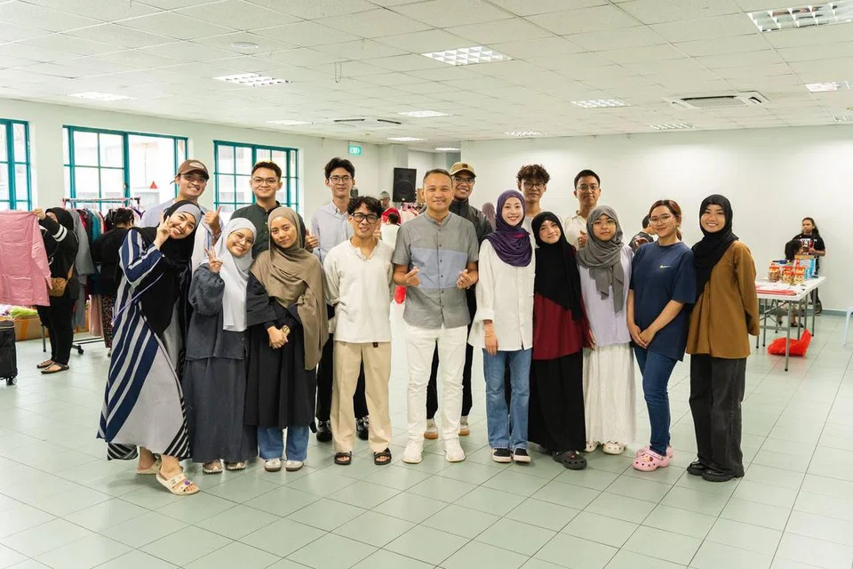 Sukarelawan yang sering membantu Projek Khas Untukmu (PKU).