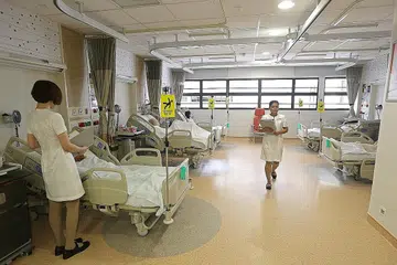 DEMI KESEJAHTERAAN RAKYAT: Kadar premium dan pembayaran CareShield Hayat akan diubahsuai bagi memastikan nilai pembayaran adalah mencukupi untuk keperluan asas mereka. - Foto fail