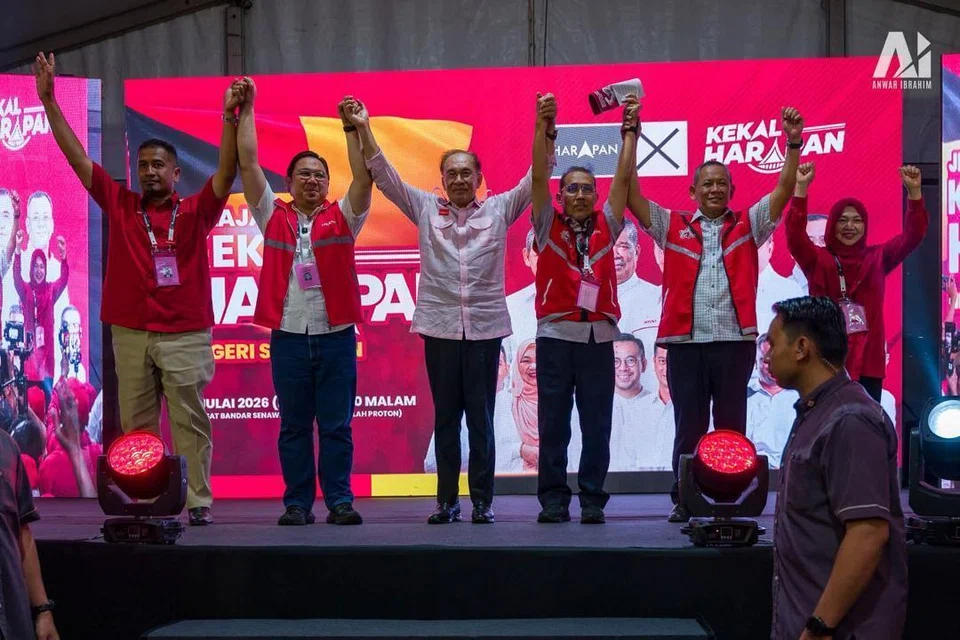 Datuk Seri Anwar Ibrahim, Kerajaan Perpaduan Pakatan Harapan (PH), Barisan Nasional (BN), Pilihan Raya Negeri (PRN) Negeri Sembilan ke-16