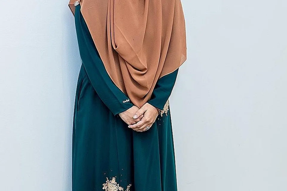 USTAZAH NUR FARISYAH MD SALLEH