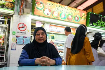 Cik Subaidah Saibe, pembantu gerai D’ Original Bumbu, akan menggunakan wang simpanan untuk menampung keperluannya ketika penutupan Pasar Geylang Serai. 