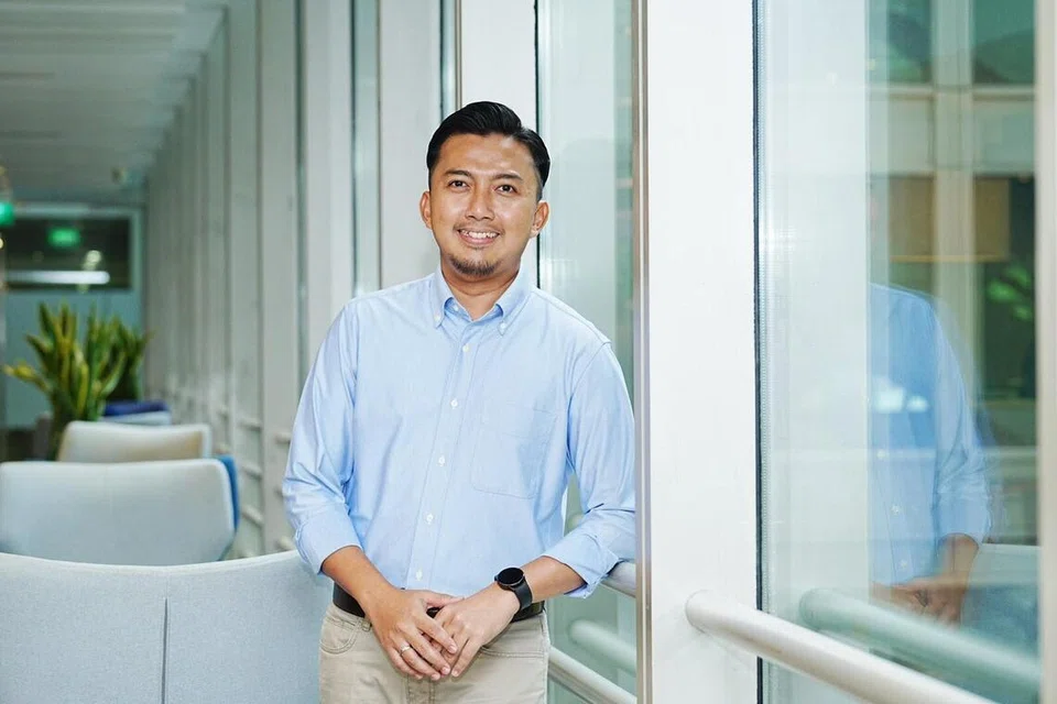 Anugerah Guru Arif Budiman, Muhammad Mukhlis Dzulfitri Dzulkifli, Bahasa Melayu