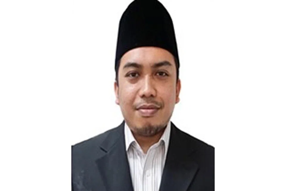 HARAP SOKONGAN SEMUA: Ustaz Nassharudin (gambar) harap sokongan umat Islam dalam mengumpul dana peningkatan Masjid Al-Amin.