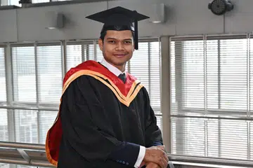 Menerapkan konsep ‘keadilan terapeutik’, Encik Adam Mohomed Jiffry mahu menjadi peguam rujukan bagi kes berkaitan keluarga yang menawarkan bukan sahaja nasihat undang-undang, bahkan sokongan emosi, lebih-lebih lagi apabila ia melibatkan kanak-kanak.